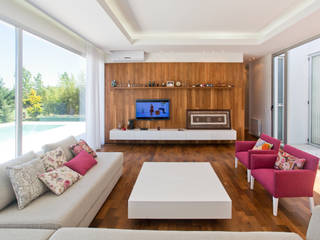 Casa C Puerto Roldan, VISMARACORSI ARQUITECTOS VISMARACORSI ARQUITECTOS Modern living room