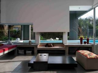 Casa RM, Remy Arquitectos Remy Arquitectos Minimalist living room