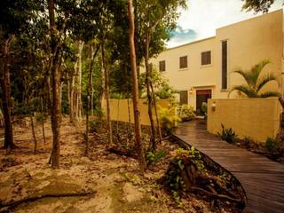 Casa Baya, IURO IURO Modern houses