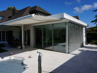 Moderne Wohnraumerweiterung, Blaser exclusive Wintergardens Blaser exclusive Wintergardens Nowoczesny balkon, taras i weranda Aluminium/Cynk