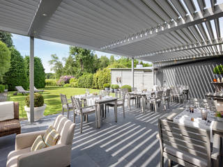 The Sycamores, IQ Outdoor Living IQ Outdoor Living Modern terrace Aluminium/Zinc