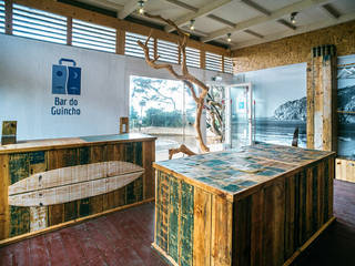 Loja Bar do Guincho, Nerve Atelier Design Nerve Atelier Design Commercial spaces Solid Wood Multicolored