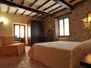 Agriturismo a Montecchio (TR), Architetto Ghirga Massimo Architetto Ghirga Massimo Kamar Tidur Gaya Rustic