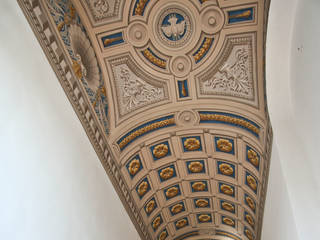 Soffitto "Cappella Tortoreto" - (restauro), Artmande Artmande Case classiche