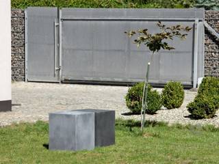 Betonowy detal w przestrzeni publicznej, Modern Line Modern Line Jardines modernos