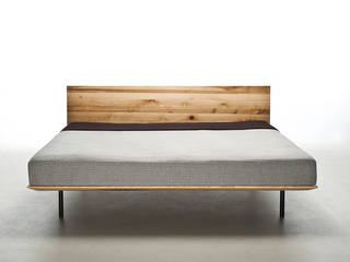 MAZZIVO - Bed LETTO - solid ash wood, mazzivo konzept + gestaltung przemysław mitręga mazzivo konzept + gestaltung przemysław mitręga Modern Bedroom Wood Wood effect