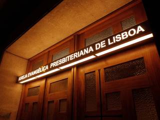 Igreja Presbiteriana de Lisboa, Visual Stimuli Visual Stimuli Salones de eventos de estilo moderno