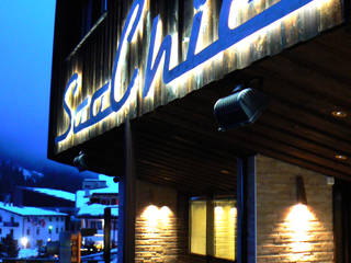 Soo Chic Restaurant & Lounge Bar - Selva di Val Gardena, Lighting and... Lighting and... Powierzchnie handlowe