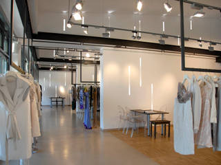 Livia Gregoretti Showroom - Milano, Lighting and... Lighting and... Powierzchnie handlowe