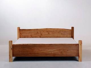 MAZZIVO - classic bed, mazzivo konzept + gestaltung przemysław mitręga mazzivo konzept + gestaltung przemysław mitręga Cuartos de estilo clásico Madera Acabado en madera