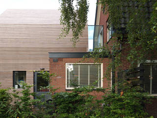 dakopbouw op bestaand bijgebouw, Raymond Horstman Architecten BNA Raymond Horstman Architecten BNA Modern Kid's Room Wood Wood effect