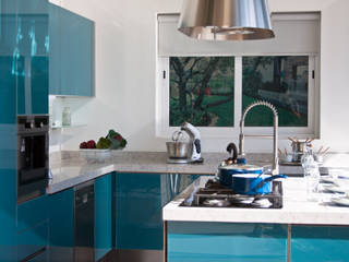 Showroom, Avianda Kitchen Design Avianda Kitchen Design Modern Kitchen Glass Blue