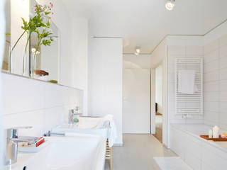 Musterwohnung, Home Staging Bavaria Home Staging Bavaria Modern bathroom Decoration