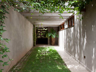 Casa Santa Cristina, Bruschini Arquitetura Bruschini Arquitetura Moderne huizen