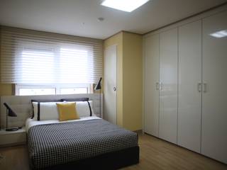two room , design seoha design seoha Camera da letto moderna