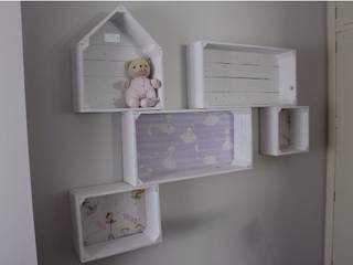 CAJITAS CON ENCANTO, Muebles Diferentes Muebles Diferentes Minimalist nursery/kids room Wood Wood effect