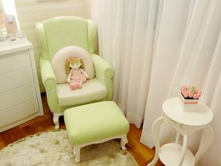 Quarto de bebê Candy Colors, Square Arquitetura Square Arquitetura ห้องนอนเด็ก