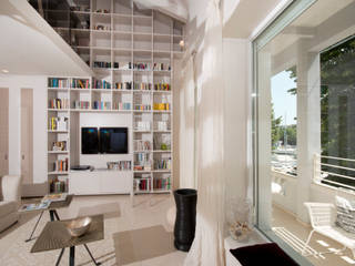 appartamento a rimini, bilune studio bilune studio Salas de estar ecléticas