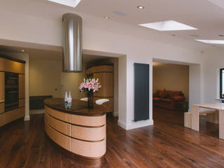 Art Deco Kitchen, Dovetailors Limited Dovetailors Limited مطبخ خشب Wood effect