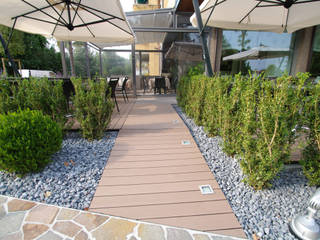 Pizzeria Mamà, Skema srl Skema srl Modern balcony, veranda & terrace Engineered Wood Transparent