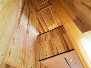 オーストラリア・ハウス, 山本想太郎設計アトリエ 山本想太郎設計アトリエ オリジナルな 壁&床 木 木目調