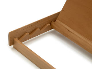 Boost | Bookstand, Vitruvio Design Vitruvio Design Escritórios modernos Madeira Efeito de madeira