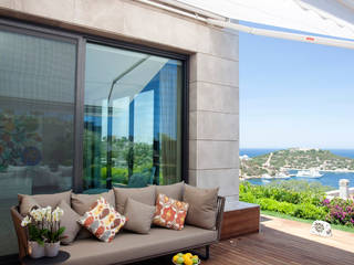 PRIVATE VILLA - MANDARIN ORIENTAL RESORT, TURKEY, GlammFire GlammFire Balkon, Beranda & Teras Modern