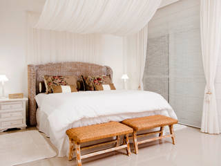 Luxo para Férias, Karla Silva Designer de Interiores Karla Silva Designer de Interiores Tropical style bedroom