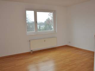 3-Zimmer-Maisonette-Wohnung in Hamburg-Marienthal, Optimmo Home Staging Optimmo Home Staging Modern Bedroom
