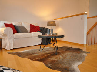3-Zimmer-Maisonette-Wohnung in Hamburg-Marienthal, Optimmo Home Staging Optimmo Home Staging ห้องนั่งเล่น