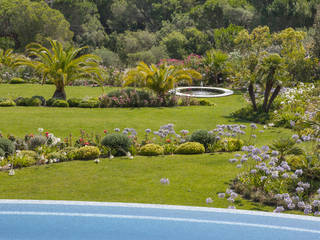 JARDIN - SAINT-TROPEZ, PASSAGE CITRON PASSAGE CITRON Mediterranean style garden