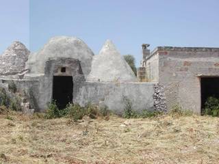 Ampliamento di un trullo, architetto Lorella Casola architetto Lorella Casola Maisons méditerranéennes