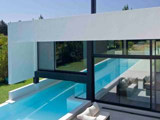 Casa Grand Bell, Remy Arquitectos Remy Arquitectos Piscinas de estilo moderno