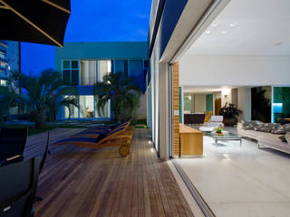 Casa Belvedere, Márcia Carvalhaes Arquitetura LTDA. Márcia Carvalhaes Arquitetura LTDA. Modern Houses