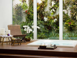 Casa Belvedere, Márcia Carvalhaes Arquitetura LTDA. Márcia Carvalhaes Arquitetura LTDA. Modern Spa Plantar,Mobiliário,Tabela,Cadeira,Prédio,Flor,Sombra,Planta de casa,Madeira,Mobília ao ar livre