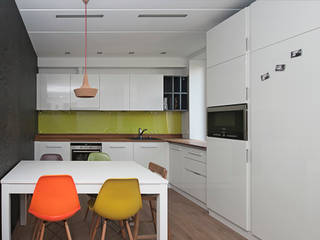 Кухня с тиковой столешницей, PM studio PM studio Cozinhas modernas Derivados de madeira Transparente