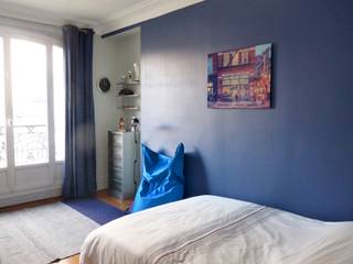 Une chambre d'adolescent au style industriel, Thomas JENNY Thomas JENNY Industriale Schlafzimmer Blau