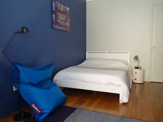 Une chambre d'adolescent au style industriel, Thomas JENNY Thomas JENNY Modern style bedroom Wood White