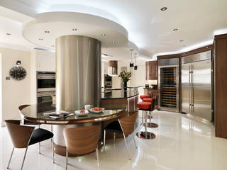 Belgravia | Rich Walnut Modern Kitchen, Davonport Davonport Modern style kitchen White