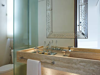 Casa Vila Alpina 02, Márcia Carvalhaes Arquitetura LTDA. Márcia Carvalhaes Arquitetura LTDA. Modern bathroom