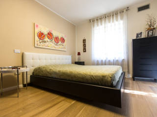 Legno e pietra in casa, QUADRASTUDIO QUADRASTUDIO Modern style bedroom Wood Wood effect