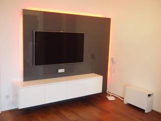 Elegante Fernsehwand für große TV-Geräte, TV WALL Designmöbel TV WALL Designmöbel Ruang Keluarga Modern Komposit Kayu-Plastik