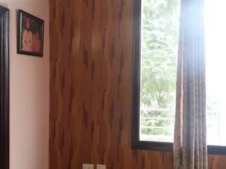 Residential Apartment, Delhi, Decor At Door Decor At Door Camera da letto coloniale
