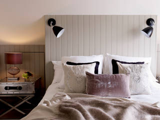 homify Eclectic style bedroom Beds & headboards