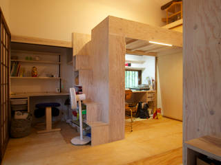 南浦和のショイン, hamanakadesignstudio hamanakadesignstudio Eclectic style nursery/kids room Wood Wood effect
