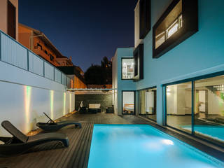 ML House, JPS Atelier - Arquitectura, Design e Engenharia JPS Atelier - Arquitectura, Design e Engenharia مسبح