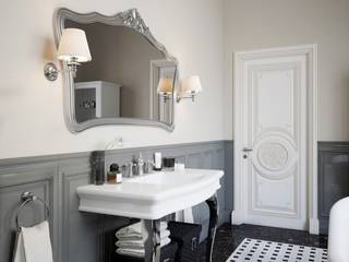 Ванная комната, Sergey Artiomov Sergey Artiomov Classic style bathroom Tiles