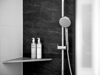 Hoekschappen, Shangle Shangle Minimalist bathroom