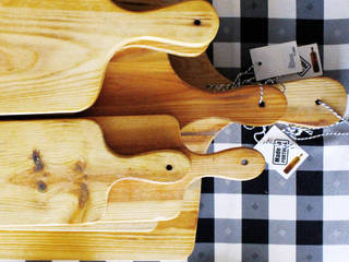 ACESSÓRIOS, Entre Led e Design Entre Led e Design KitchenKitchen utensils Wood Wood effect