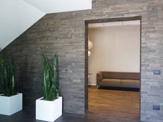 Equiline Showroom, Andrea Gaio Design Andrea Gaio Design مساحات تجارية